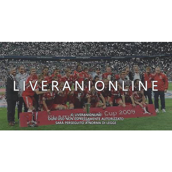 Audi Cup 2009 Finale 1¡-2¡ Posto Monaco di Baviera - 30.07.2009 Manchester United-Bayern Monaco Nella Foto: L\' ESULTANZA DEL BAYER MONACO CON LA COPPA /Ph.Vitez-Ag. Aldo Liverani