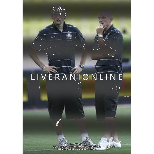 Montecarlo (Monaco) 30-07-2009 Trofeo Pirelli 2009 Monaco-Inter 0:1 nella foto diego milito e esteban cambiasso ph marco luzzani/ag aldo liverani s.a.s.