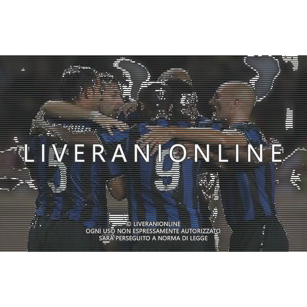 Montecarlo (Monaco) 30-07-2009 Trofeo Pirelli 2009 Monaco-Inter 0:1 nella foto esultanza milito ph marco luzzani/ag aldo liverani s.a.s.