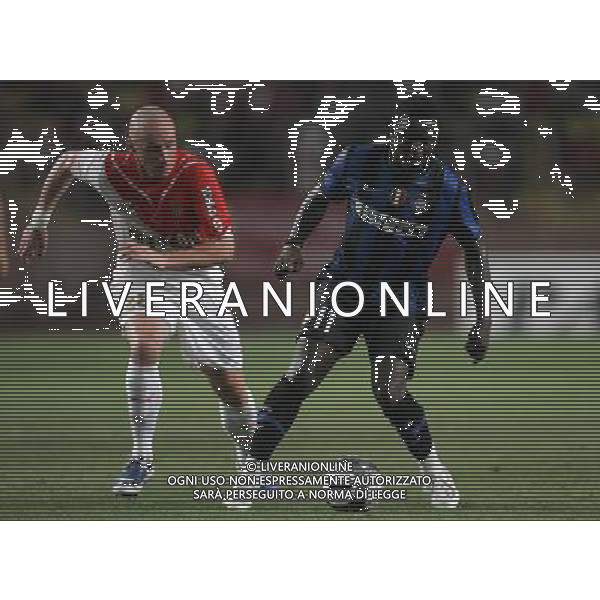 Montecarlo (Monaco) 30-07-2009 Trofeo Pirelli 2009 Monaco-Inter 0:1 nella foto sulley muntari e sebastien puygrenier ph marco luzzani/ag aldo liverani s.a.s.