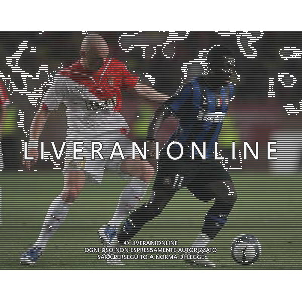 Montecarlo (Monaco) 30-07-2009 Trofeo Pirelli 2009 Monaco-Inter 0:1 nella foto sulley muntari e sebastien puygrenier ph marco luzzani/ag aldo liverani s.a.s.