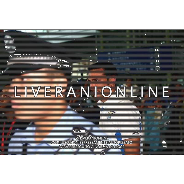 Arrivo dei giocatori della squadra della lazio all\'aeroporto di Pechino per la Supercoppa Italiana Daniel Scaloni - Chinese fans welcome Lazio football players in Beijing, China, Sunday, Aug. 2, 2009. Scudetto holders Inter and Coppa Italia winners Lazio will compete in the Italian Super Cup in Beijing on August 8.(Photo By Zheng Ze/ColorChinaPhoto) /Agenzia Aldo Liverani Sas - ITALY ONLY -