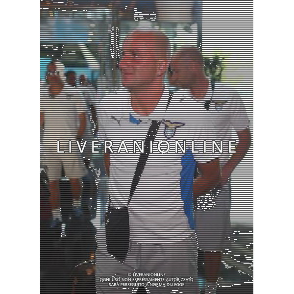 Arrivo dei giocatori della squadra della lazio all\'aeroporto di Pechino per la Supercoppa Italiana Lazio player Tommaso Rocchi arrives in Beijing, China, Sunday, Aug. 2, 2009. Scudetto holders Inter and Coppa Italia winners Lazio will compete in the Italian Super Cup in Beijing on August 8.(Photo By Zheng Ze/ColorChinaPhoto) /Agenzia Aldo Liverani Sas - ITALY ONLY -