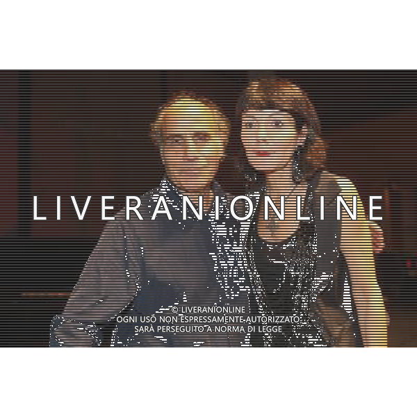 MILANO 30/6/2009 TEATRO DAL VERME VIA SAN GIOVANNI SUL MURO, 2 LA MILANESIANA: \'CANTORI DI STORIE INVISIBILI\' NELLA FOTO AMIR NADERI ED ELISABETTA SGARBI FOTO ROMANO/AG ALDO LIVERANI