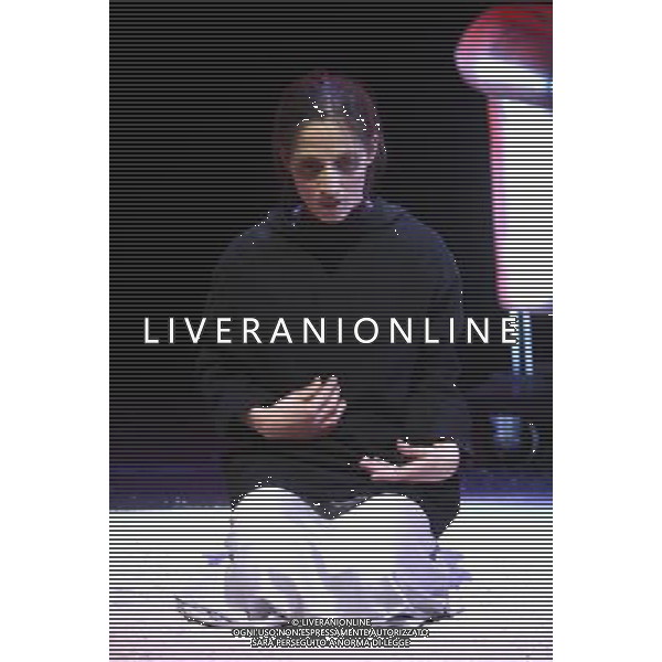 MILANO 30/6/2009 TEATRO DAL VERME VIA SAN GIOVANNI SUL MURO, 2 LA MILANESIANA: \'CANTORI DI STORIE INVISIBILI\' NELLA FOTO PERFORMANCE DEGLI ARTISTI DELLO SPETTACOLO DI GAO XINGJIAN: \'BALLADE NOCTURNE\' AL DAL VERME IN ANTEPRIMA MONDIALE FOTO ROMANO/AG ALDO LIVERANI