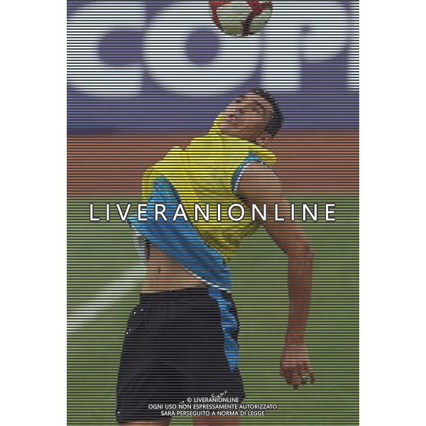 Allenamento dell\'Inter a Pechino per la Supercoppa Italiana 04/08/2009 Inter\'s Lucimar Lucio attends a training session for the upcoming Italian Super Cup in Beijing, China on Tuesday, Aug. 4, 2009. Scudetto holders Inter and Coppa Italia winners Lazio will compete in the Italian Super Cup in Beijing on August 8.(Photo By Qiu Feng/ColorChinaPhoto) /Agenzia Aldo Liverani Sas - ITALY ONLY -