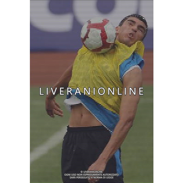 Allenamento dell\'Inter a Pechino per la Supercoppa Italiana 04/08/2009 Inter\'s Lucimar Lucio attends a training session for the upcoming Italian Super Cup in Beijing, China on Tuesday, Aug. 4, 2009. Scudetto holders Inter and Coppa Italia winners Lazio will compete in the Italian Super Cup in Beijing on August 8.(Photo By Qiu Feng/ColorChinaPhoto) /Agenzia Aldo Liverani Sas - ITALY ONLY -