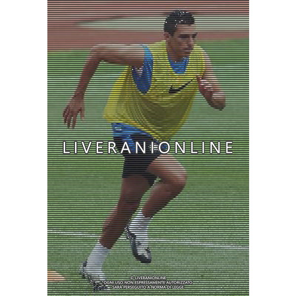 Allenamento dell\'Inter a Pechino per la Supercoppa Italiana 04/08/2009 Inter\'s Lucimar Lucio attends a training session for the upcoming Italian Super Cup in Beijing, China on Tuesday, Aug. 4, 2009. Scudetto holders Inter and Coppa Italia winners Lazio will compete in the Italian Super Cup in Beijing on August 8.(Photo By Qiu Feng/ColorChinaPhoto) /Agenzia Aldo Liverani Sas - ITALY ONLY -