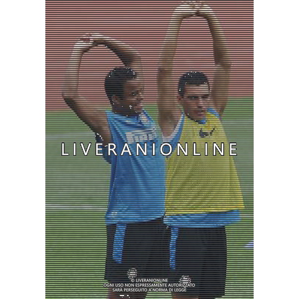 Allenamento dell\'Inter a Pechino per la Supercoppa Italiana 04/08/2009 Inter\'s Amantino Mancini (L) and Lucimar Lucio (R) attend a training session for the upcoming Italian Super Cup in Beijing, China on Tuesday, Aug. 4, 2009. Scudetto holders Inter and Coppa Italia winners Lazio will compete in the Italian Super Cup in Beijing on August 8.(Photo By Qiu Feng/ColorChinaPhoto) /Agenzia Aldo Liverani Sas - ITALY ONLY -