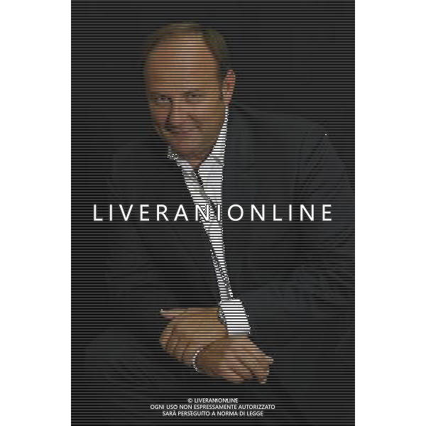 TRASMISSIONE TELEVISIVA\'CHI VUOL ESSERE MILIONARIO\' NELLA FOTO Gerry Scotti AG ALDO LIVERANI