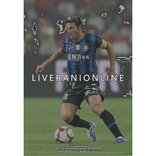 Inter\'s Javier Zanetti in action during the Italian Super Cup against Lazio at the National Stadium, also known as Bird\'s Nest, in Beijing, China on Saturday, Aug. 8, 2009. Lazio won the match 2-1.(Photo By Qiu Feng/ColorChinaPhoto) Inter - lazio Supercoppa Italiana a Pechino 08/08/2009 /Agenzia Aldo Liverani Sas - ITALY ONLY -