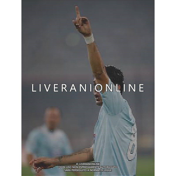 (090808) -- BEIJING, Aug. 8, 2009 -- Lazio\'s Matuzalem celebrates his goal during the Italian Super Cup soccer match against Inter Milan at the National Stadium in Beijing, capital of China, Aug. 8, 2009. Lazio won the match 2-1. Fei Maohua) (txy/) Inter - Lazio Supercoppa Italiana a Pechino 08/08/2009 - esultanza dopo il gol di matuzalem /Agenzia Aldo Liverani Sas - ITALY ONLY -