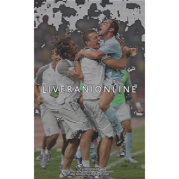 (090808) -- BEIJING, Aug. 8, 2009 -- The Lazio team celebrates victory after the Italian Super Cup soccer match against Inter Milan at the National Stadium in Beijing, capital of China, Aug. 8, 2009. Lazio won the match 2-1. Han Yan) (txy/) Inter - Lazio Supercoppa Italiana a Pechino 08/08/2009 - esultanza festeggiamenti /Agenzia Aldo Liverani Sas - ITALY ONLY -