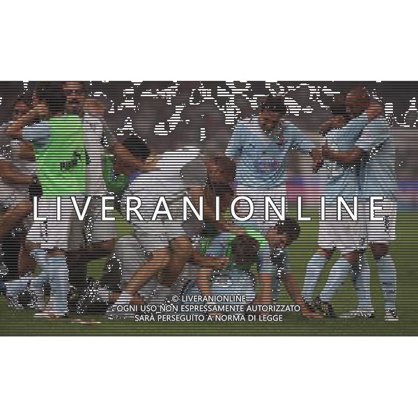 (090808) -- BEIJING, Aug. 8, 2009 -- The Lazio team celebrates a goal during the Italian Super Cup soccer match against Inter Milan at the National Stadium in Beijing, capital of China, Aug. 8, 2009. Lazio won the match 2-1. Han Yan) (txy/) Inter - Lazio Supercoppa Italiana a Pechino 08/08/2009 esultanza /Agenzia Aldo Liverani Sas - ITALY ONLY -