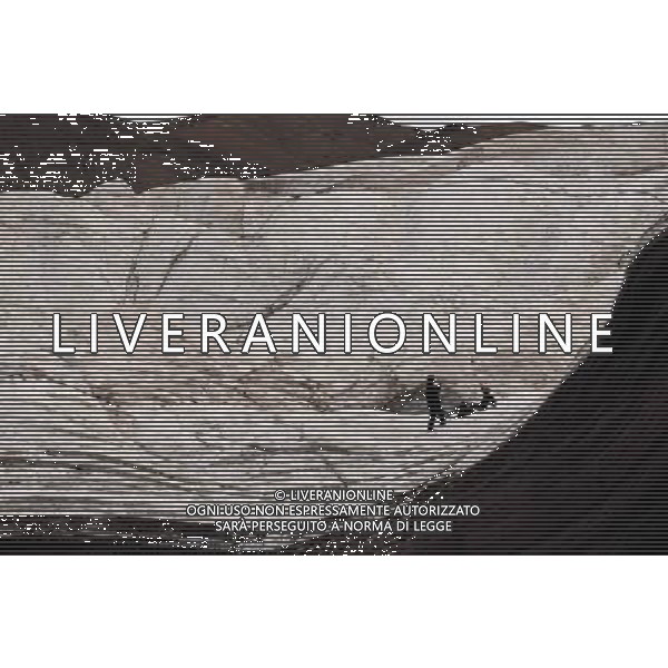 (090808) -- PUROG KANGRI, Aug. 8, 2009 -- Photo taken on Aug. 1, 2009 shows part of the glacier in Purog Kangri, southwest China\'s Tibet Autonomous Region. Purog Kangri glacier in Nagqu area of Tibet is considered to be the third largest in the world. Tang Zhaoming) (gj) Il ghiacciaio Purog Kangri, situato a sudovest della Cina nella regione autonoma del Tibet, e\' considerato il terzo piu\' grande al mondo - /Agenzia Aldo Liverani Sas - ITALY ONLY -