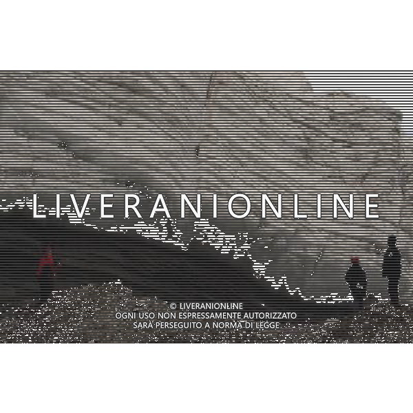 (090808) -- PUROG KANGRI, Aug. 8, 2009 -- Photo taken on Aug. 1, 2009 shows part of the glacier in Purog Kangri, southwest China\'s Tibet Autonomous Region. Purog Kangri glacier in Nagqu area of Tibet is considered to be the third largest in the world. Tang Zhaoming) (gj) Il ghiacciaio Purog Kangri, situato a sudovest della Cina nella regione autonoma del Tibet, e\' considerato il terzo piu\' grande al mondo - /Agenzia Aldo Liverani Sas - ITALY ONLY -