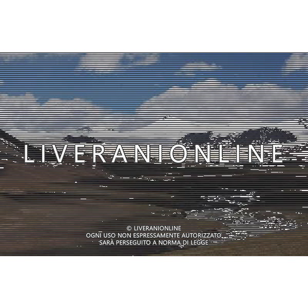 (090808) -- PUROG KANGRI, Aug. 8, 2009 -- Photo taken on Aug. 1, 2009 shows part of the glacier in Purog Kangri, southwest China\'s Tibet Autonomous Region. Purog Kangri glacier in Nagqu area of Tibet is considered to be the third largest in the world. Tang Zhaoming) (gj) Il ghiacciaio Purog Kangri, situato a sudovest della Cina nella regione autonoma del Tibet, e\' considerato il terzo piu\' grande al mondo - /Agenzia Aldo Liverani Sas - ITALY ONLY -