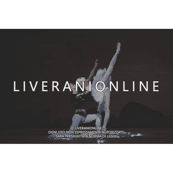 The Mariinsky Ballet perform Swan Lake. Alina Somova has Odette/Odile, Denis Matvienko has Prince Siegfried, Andrei Ivanov has The Jester and Elena Bazhenova has The Princess Regent. Royal Opera House, Covent Garden, London. Friday August 07, 2009. Balletto \'Il Lago dei Cigni\' /Agenzia Aldo Liverani Sas - ITALY ONLY -