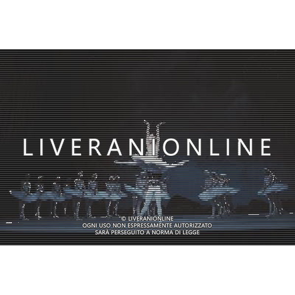 The Mariinsky Ballet perform Swan Lake. Alina Somova has Odette/Odile, Denis Matvienko has Prince Siegfried, Andrei Ivanov has The Jester and Elena Bazhenova has The Princess Regent. Royal Opera House, Covent Garden, London. Friday August 07, 2009. Balletto \'Il Lago dei Cigni\' /Agenzia Aldo Liverani Sas - ITALY ONLY -