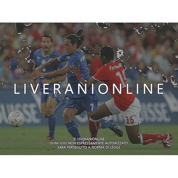 Svizzera - Italia partita amichevole della Nazionale Italiana a Basilea 12/08/2009 nella foto mauro camoranesi e gelson fernandes ©Luzzani/Agenzia Aldo Liverani Sas