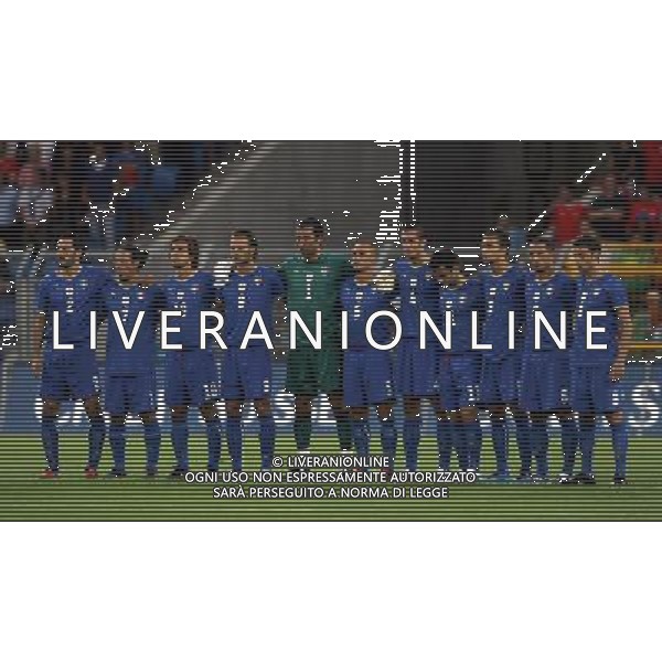 Svizzera - Italia partita amichevole della Nazionale Italiana a Basilea 12/08/2009 nella foto la formazione italiana schierata durante il minuto di silenzio per la morte del capitano dell\'espanyol Daniel Jarque ©Luzzani/Agenzia Aldo Liverani Sas
