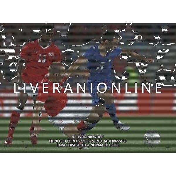 Svizzera - Italia partita amichevole della Nazionale Italiana a Basilea 12/08/2009 nella foto giuseppe rossi e grichting ©Luzzani/Agenzia Aldo Liverani Sas