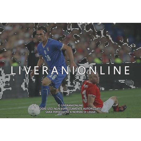 Basilea (CH) 12-08-2009 Amichevole Nazionale Italiana Calcio Svizzera-Italia 0:0 nella foto gaetano d\'agostino e ludovic magnin ph Marco Luzzani/ag. Aldo Liverani s.a.s.