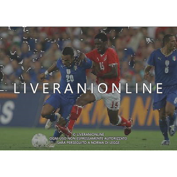 Basilea (CH) 12-08-2009 Amichevole Nazionale Italiana Calcio Svizzera-Italia 0:0 nella foto fabio quagliarella e gelson fernandes ph Marco Luzzani/ag. Aldo Liverani s.a.s.