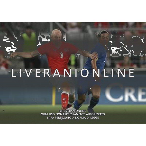 Basilea (CH) 12-08-2009 Amichevole Nazionale Italiana Calcio Svizzera-Italia 0:0 nella foto mauro camoranesi e ludovic magnin ph Marco Luzzani/ag. Aldo Liverani s.a.s.