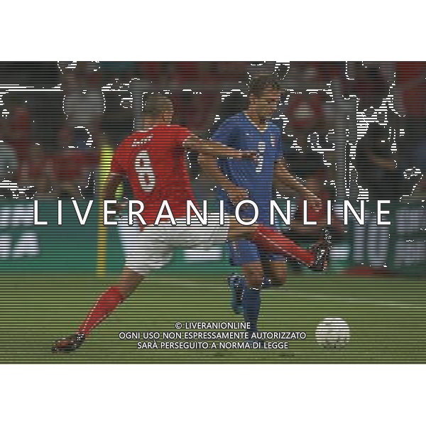 Basilea (CH) 12-08-2009 Amichevole Nazionale Italiana Calcio Svizzera-Italia 0:0 nella foto domenico criscito e gokhan inler ph Marco Luzzani/ag. Aldo Liverani s.a.s.