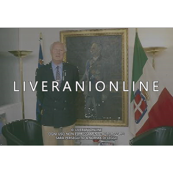 ARCHIVIO VITTORIO EMANUELE DI SAVOIA E\' UN IMPRENDITORE SVIZZERO MEMBRO DI CASA SAVOIA NELLA FOTO VITTORIO EMANUELE DI SAVOIA NEL 1998 NELLA SUA TENUTA ph.archivio ag.aldo liverani sas