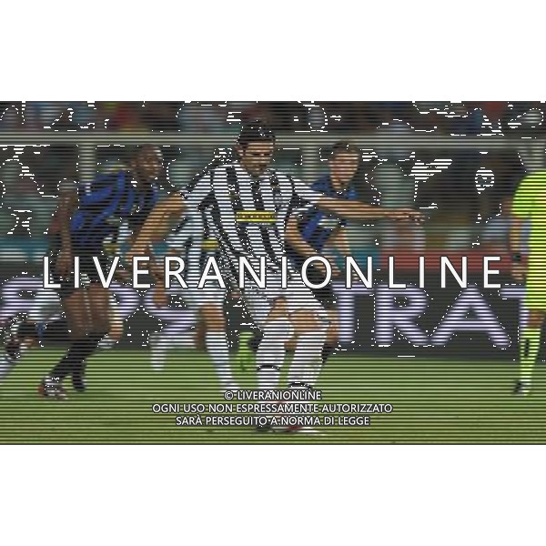 Inter - Juventus Trofeo TIM 2009 Pescara - 14.08.2009 Inter-Milan-Juventus Nella Foto: IL RIGORE DI VINCENZO IAQUINTA PARATO DA JULIO CESAR /Ph.Vitez-Ag. Aldo Liverani