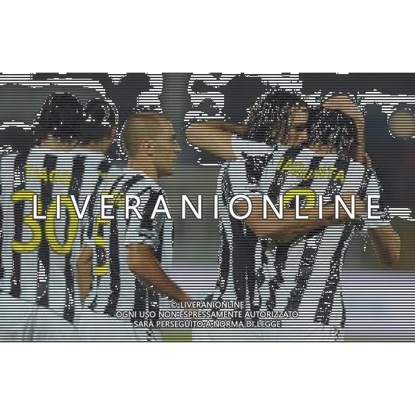 Inter - Juventus Trofeo TIM 2009 Pescara - 14.08.2009 Inter-Milan-Juventus Nella Foto: ESULTANZA DOPO IL GOL DI AMAURI DEL 1-1 /Ph.Vitez-Ag. Aldo Liverani