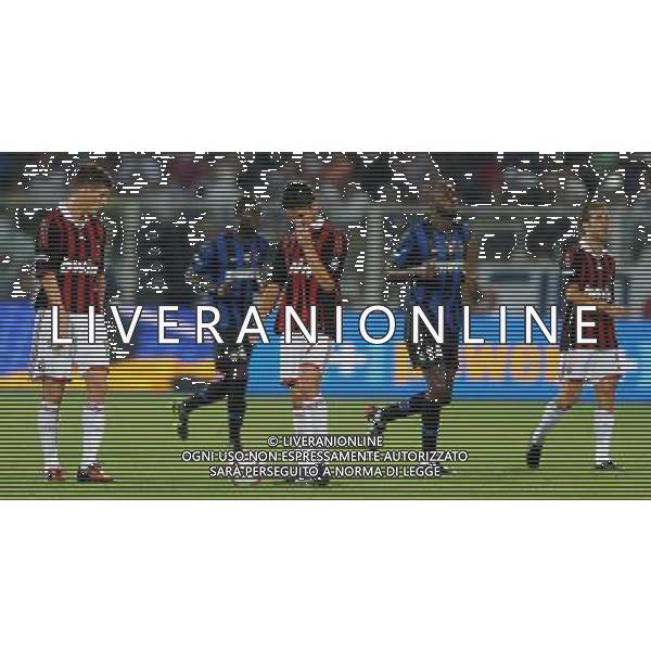 Milan - Inter Trofeo TIM 2009 Pescara - 14.08.2009 Inter-Milan-Juventus Nella Foto: DELUSIONE PATO E HUNTELAAR DOPO IL GOL DI BALOTELLI /Ph.Vitez-Ag. Aldo Liverani