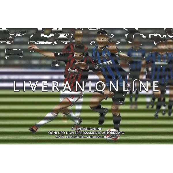 Milan - Inter Trofeo TIM 2009 Pescara - 14.08.2009 Inter-Milan-Juventus Nella Foto: Klass jan HUNTELAAR e marco MATERAZZI /Ph.Vitez-Ag. Aldo Liverani