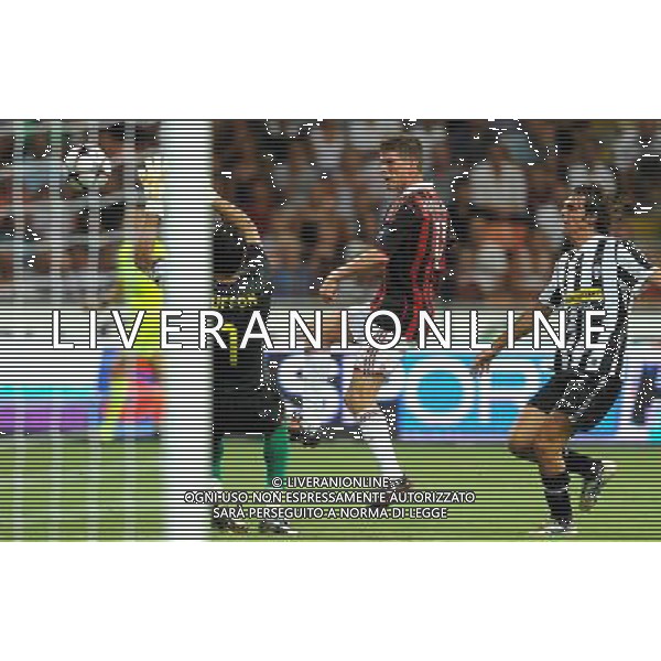 Trofeo Berlusoni Milano - 17.08.2009 Milan-Juventus Nella Foto:PARATA DI GIANLUIGI BUFFON SU OCCASIONE DI HUNTELAAR /Ph.Vitez-Ag. Aldo Liverani