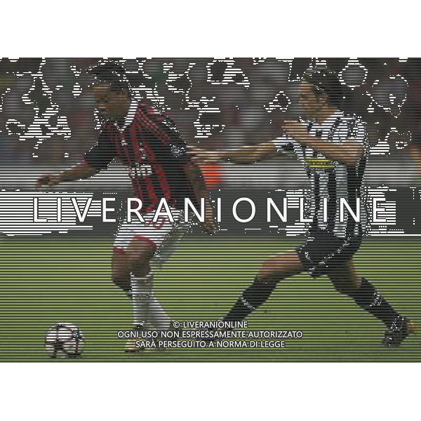 Milano 17-08-2009 Trofeo Luigi Berlusconi 2009 milan-juventus nella foto ronaldinho e nicola legrottaglie ph marco luzzani/ag aldo liverani s.a.s.