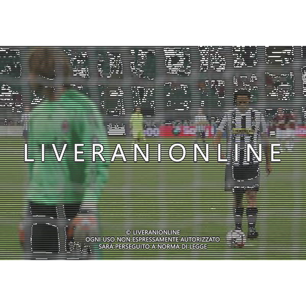 Milano 17-08-2009 Trofeo Luigi Berlusconi 2009 milan-juventus nella foto amauri si prepara a tirare il rigore ph marco luzzani/ag aldo liverani s.a.s.