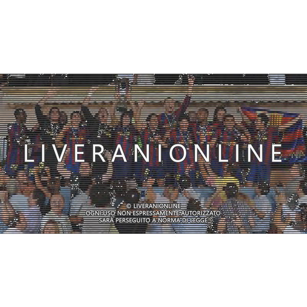 Supercoppa Europea 2009 Montecarlo - 28.08.2009 FC Barcellona-FC Shakhtar Donetsk Nella Foto:BARCELLONA ALZA LA COPPA /Ph.Vitez-Ag. Aldo Liverani