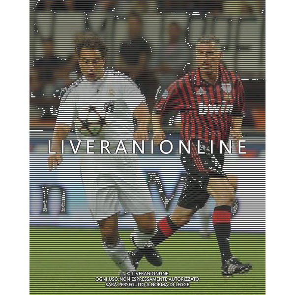 Trofeo Telecom Italia per la lotta alla SLA Milano - 07.09.2009 Milan Glorie-Real Madrid Veteranos Nella Foto:ESNAIDER-TASSOTTI MAURO /Ph.Vitez-Ag. Aldo Liverani