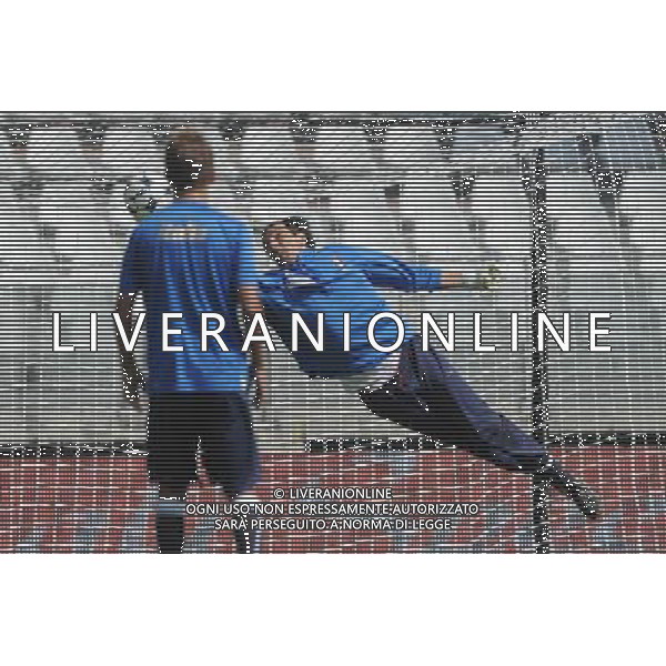 08-09-2009 Torino Sport-Calcio Allenamento Italia allo Stadio Olimpico di Torino Nella foto: Buffon gianluigi ag aldo liverani 