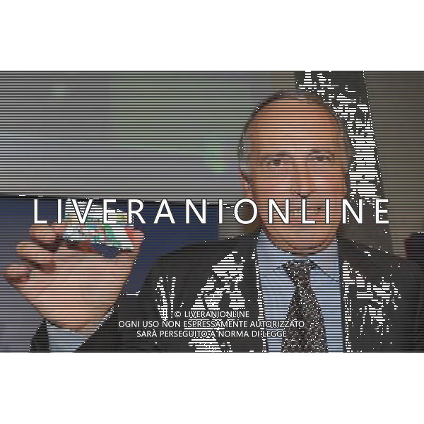 Torino 8-09-2009 Presentazione card del tifoso della Nazionale Nella foto:Abete Giancarlo con la card del tifoso AG ALDO LIVERANI 