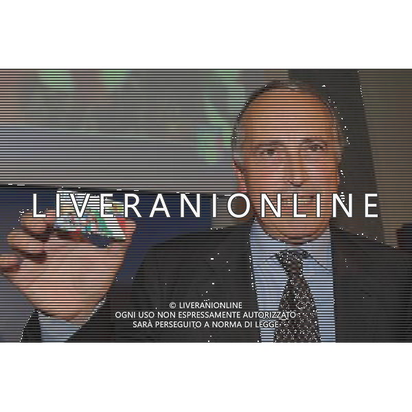 Torino 8-09-2009 Presentazione card del tifoso della Nazionale Nella foto:Abete Giancarlo con la card del tifoso AG ALDO LIVERANI 