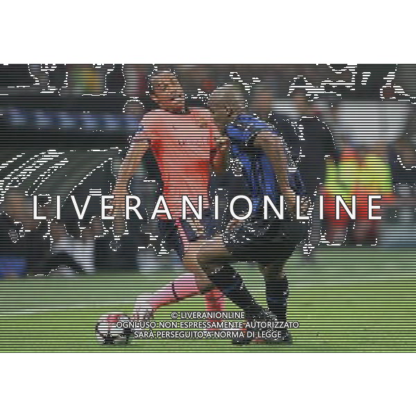 Inter - Barcellona Champions League 16/09/2009 nella foto thierry henry e maicon ©luzzani/Agenzia Aldo Liverani Sas