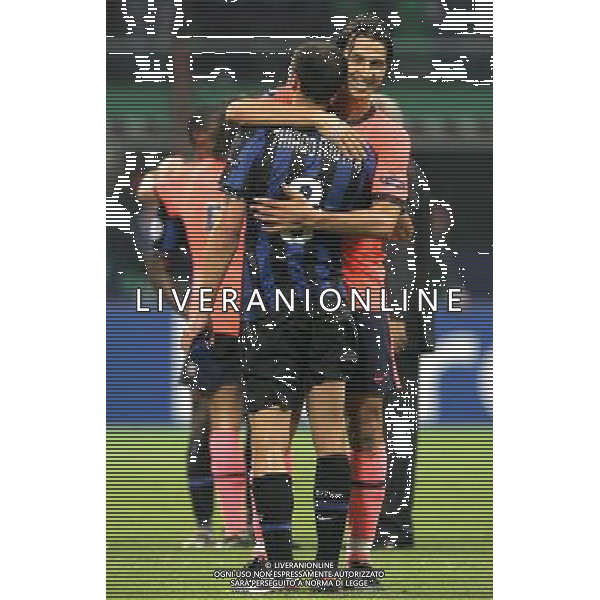 Inter - Barcellona Champions League 16/09/2009 nella foto zlatan ibrahimovic e thiago motta a fine gara ©luzzani/Agenzia Aldo Liverani Sas