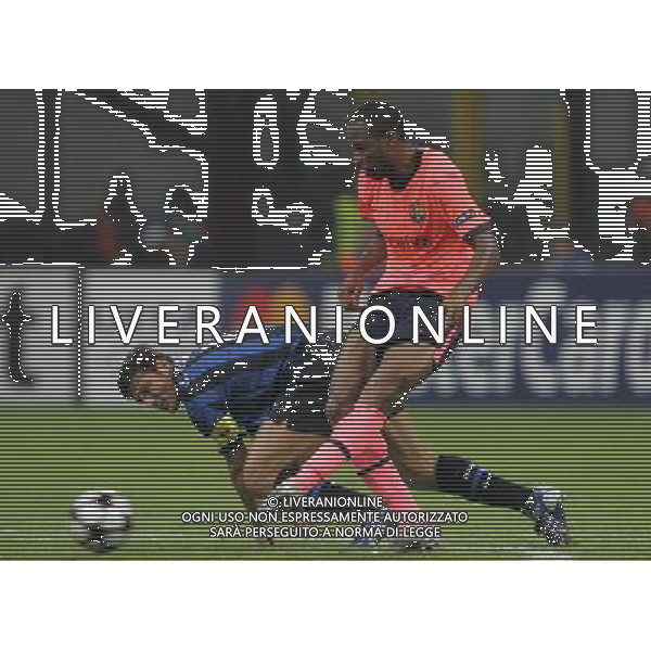 Milano 16-09-2009 Champions League 2009/10 Gruppo F Inter-Barcellona 0:0 nella foto thierry henry e javier zanetti ph marco luzzani/ag aldo liverani s.a.s. 