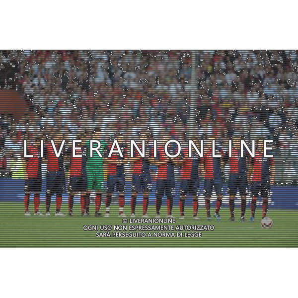 Genoa - Slavia Praga Uefa Europa Leauge 2009/2010 17-09-2009 Genova Nella foto: la formazione del genoa schierata durante il minuto di silenzio per i soldati italianiuccisi nell\'attentato di Kabul ©Alessandro Falzone/Agenzia Aldo Liverani Sas