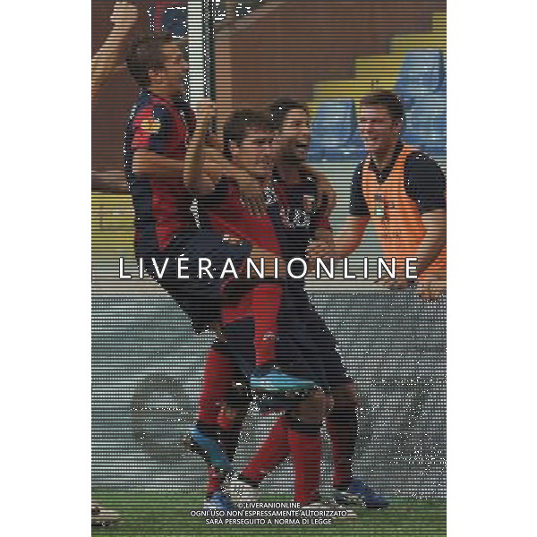 Genoa - Slavia Praga Uefa Europa Leauge 2009/2010 17-09-2009 Genova Nella foto: abbracci esultanza del genoa dopo il gol di zapater ©Alessandro Falzone/Agenzia Aldo Liverani Sas