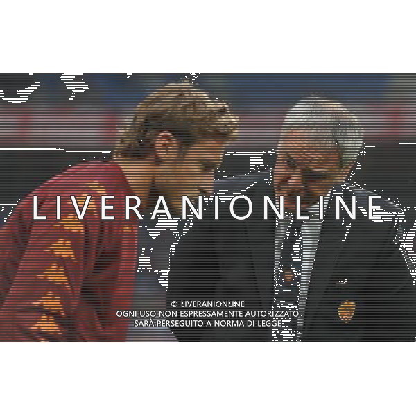 UEFA Europa League 2009/2010 Gruppo E Basilea(Svizzera) - 17.09.2009 FC Basilea-AS Roma Nella Foto:TOTTI FRANCESCO-RANIERI CLAUDIO /Ph.Vitez-Ag. Aldo Liverani