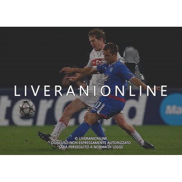 Uefa Champions League, Saison 2009/2010 VFB Stuttgart - Glasgow Rangers, VFB, Rangers. NELLA FOTO Jerome Rothen - Aeksandr Hleb FOTO FIRO-AG ALDO LIVERANI